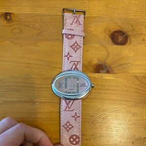 LV watch